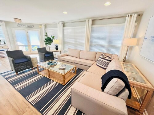 Salisbury Street 207