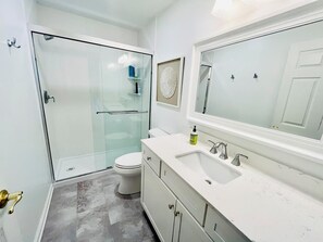 Bathroom - Salisbury Street 207 (Dewey Beach)