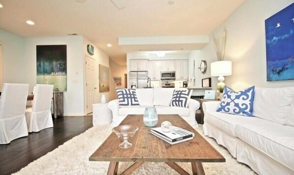 Cottage, Multiple Beds, Patio, Garden View | Living area | Fireplace