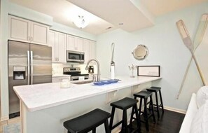 Cottage, Multiple Beds, Patio, Garden View | Private kitchen | Coffee/tea maker