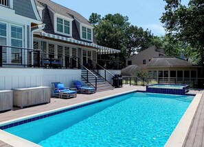 Outdoor pool - Anchor Road 81 (Rehoboth Beach)