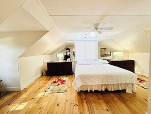 Cottage, Multiple Beds, Hot Tub, Garden View