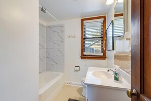 Apartment, Multiple Beds, Kitchen, Garden View | Bathroom - Hickman Street 103 APT 2 2ND Floor (Rehoboth Beach)