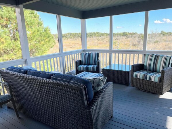 House, Multiple Beds, Kitchen | Interior