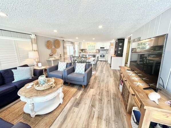 House, Multiple Beds, Patio, Garden View | Living area - Saulsbury Street 23 #1 (Dewey Beach)