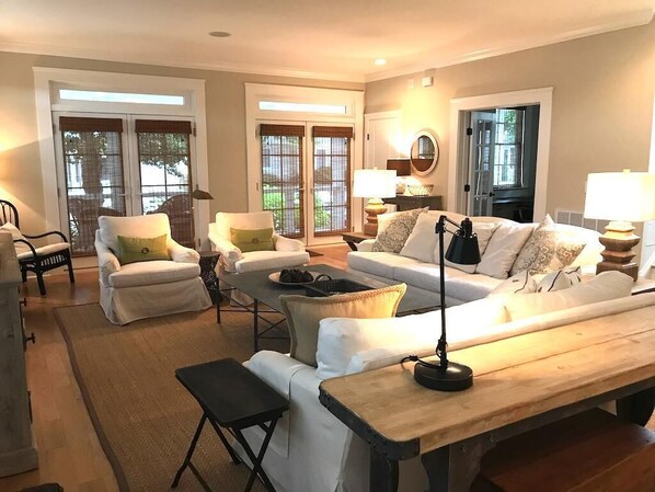 House, Multiple Beds, Balcony, Garden View | Living area - Norfolk Street 226 (Rehoboth Beach)