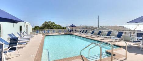 Seasonal outdoor pool