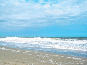 Beach nearby - Columbia Avenue 121 (Rehoboth Beach)