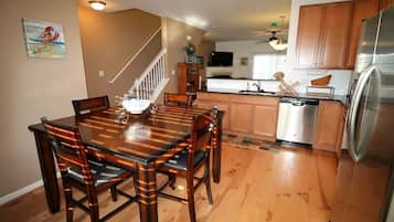Townhome, Multiple Beds, Kitchen, Garden View | Private kitchen | Coffee/tea maker
