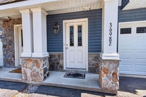 Exterior detail - Turnstone Circle 36982 (Rehoboth Beach)