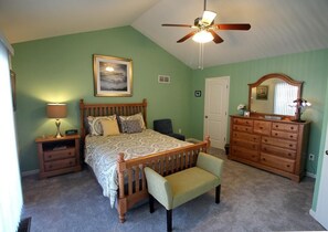 타운홈, 침대(여러 개), 주방, 정원 전망 | 3 개의 침실, 각각 다른 스타일의 인테리어, 각각 다르게 가구 비치