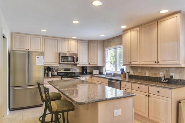 獨棟房屋, 多張床, 可使用泳池, 花園景觀 | 私人廚房 | 咖啡機/沖茶器