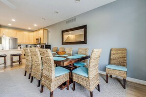 4 habitaciones, decoración personalizada y muebles diferentes