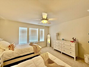 ハウス ベッド (複数台) パティオ ガーデンビュー | 部屋からの景観