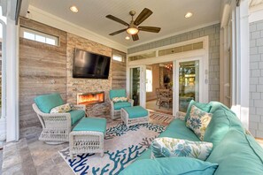 House, Multiple Beds, Pool Access, Pool View | Interior - Laurel Street 306 (Rehoboth Beach)