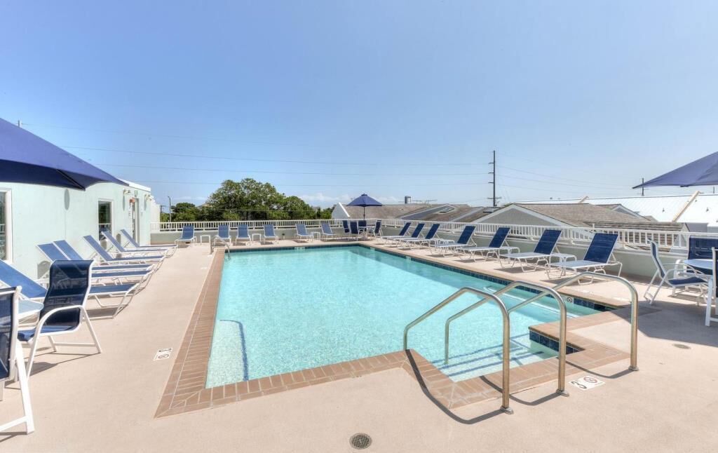 Piscina externa sazonal