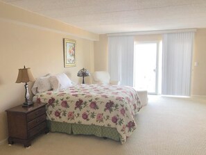 Condo, 2 Queen Beds, Balcony | 2 bedrooms, individually decorated, individually furnished - Collins Avenue 100 #309 (Dewey Beach)