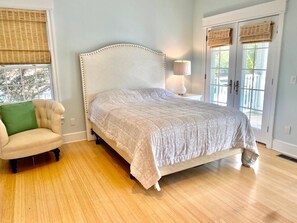 House, Multiple Beds, Fireplace, Garden View | 5 bedrooms, individually decorated, individually furnished - Holly Road 14 (Rehoboth Beach)