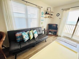 Condo, Multiple Beds, Balcony, Ocean View | Living area