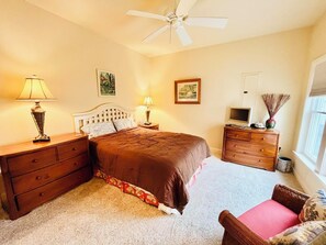 4 bedrooms, individually decorated, individually furnished - Dicinson Avenue 7B (Dewey Beach)