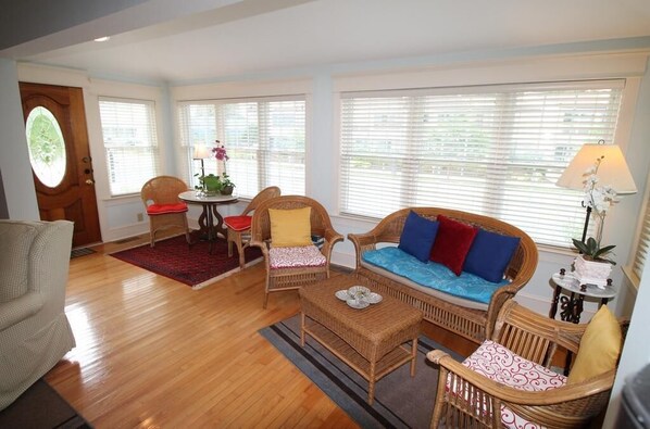 Living area - Delaware Avenue 32A (Rehoboth Beach)