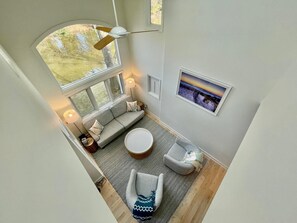 Living area - Newbold Square 32 (Rehoboth Beach)