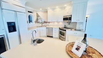 Condo, Multiple Beds, Balcony, Ocean View | Private kitchen | Coffee/tea maker