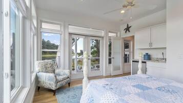 7 bedrooms, individually decorated, individually furnished