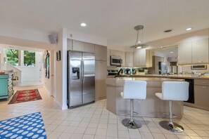 独立别墅, 多张床, 使用泳池, 泳池景观 | 私人厨房 | 茶具/咖啡用具