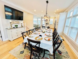 House, Multiple Beds, Pool Access, Pool View | 6 bedrooms, individually decorated, individually furnished