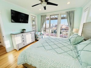 Casa, varias camas, acceso a la piscina, vistas a la piscina | 6 dormitorios, decoración individual, mobiliario individual