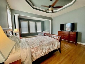 Casa, varias camas, patio, vista a la alberca | 6 habitaciones, decoración personalizada y muebles diferentes 