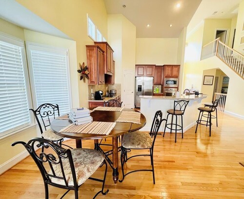 Liverpool Lane 37419