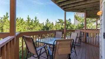 Nhà, nhiều giường, bếp, quang cảnh biển | Khu ẩm thực ngoài trời