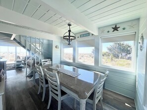 Ferienhaus, Mehrere Betten, Balkon, Gartenblick | 5 Schlafzimmer, individuell dekoriert, individuell eingerichtet