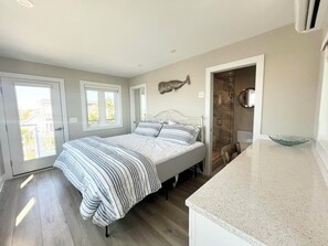 5 bedrooms, individually decorated, individually furnished - Saulsbury Street 1A (Dewey Beach)