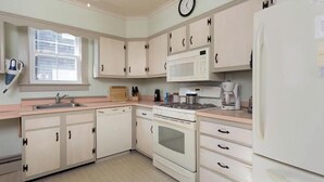 Maison, Plusieurs lits, foyer, vue sur l’océan | Cuisine privée