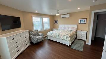 House, Multiple Beds, Balcony, Ocean View | 3 bedrooms, individually decorated, individually furnished