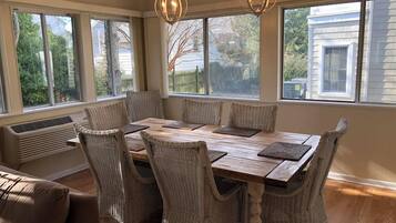 House, Multiple Beds, Kitchen, Garden View | 5 bedrooms, individually decorated, individually furnished