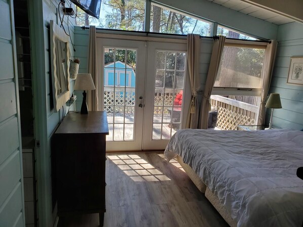 3 bedrooms, individually decorated, individually furnished - Carolina Street 200 (Rehoboth Beach)