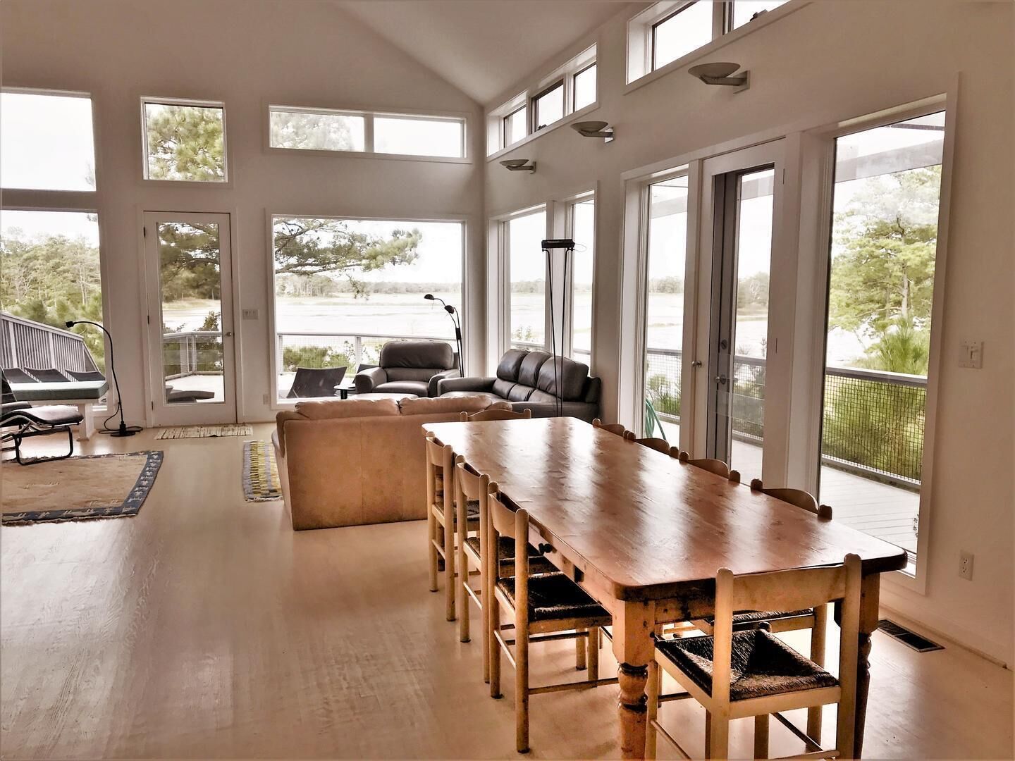 House, Multiple Beds, Pool Access, River View | Interior