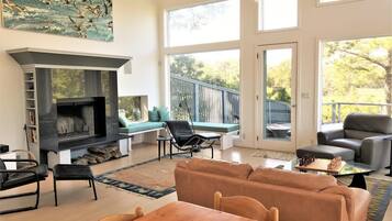 House, Multiple Beds, Pool Access, River View | Living area | Fireplace