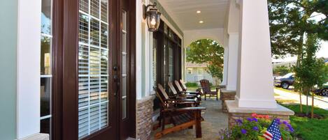 ハウス ベッド (複数台) パティオ | 部屋からの景観