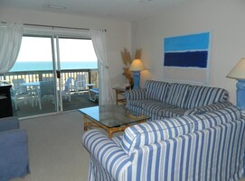 Townhome, Multiple Beds, Balcony, Ocean View | Living area | Fireplace