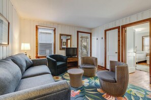 Apartment, Multiple Beds, Kitchen, Garden View | Living area - Hickman Street 103 APT 1 1ST Floor (Rehoboth Beach)