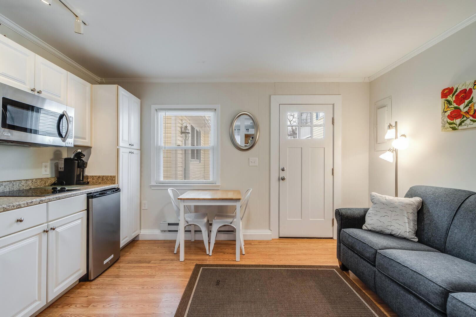 Condo, 1 Queen Bed with Sofa bed, Patio, Garden View | Interior