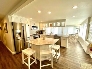 Apartment, Mehrere Betten, Balkon, Gartenblick | Eigene Küche | Wasserkocher mit Kaffee-/Teezubehör