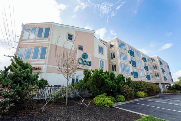 Exterior - THE Opal S303 (Dewey Beach)