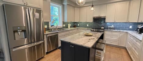 House, Multiple Beds, Balcony, Garden View | Private kitchen | Coffee/tea maker