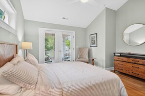 Rumah, Beberapa Tempat Tidur, balkon, pemandangan kebun | 5 kamar tidur dan didekorasi berbeda-beda